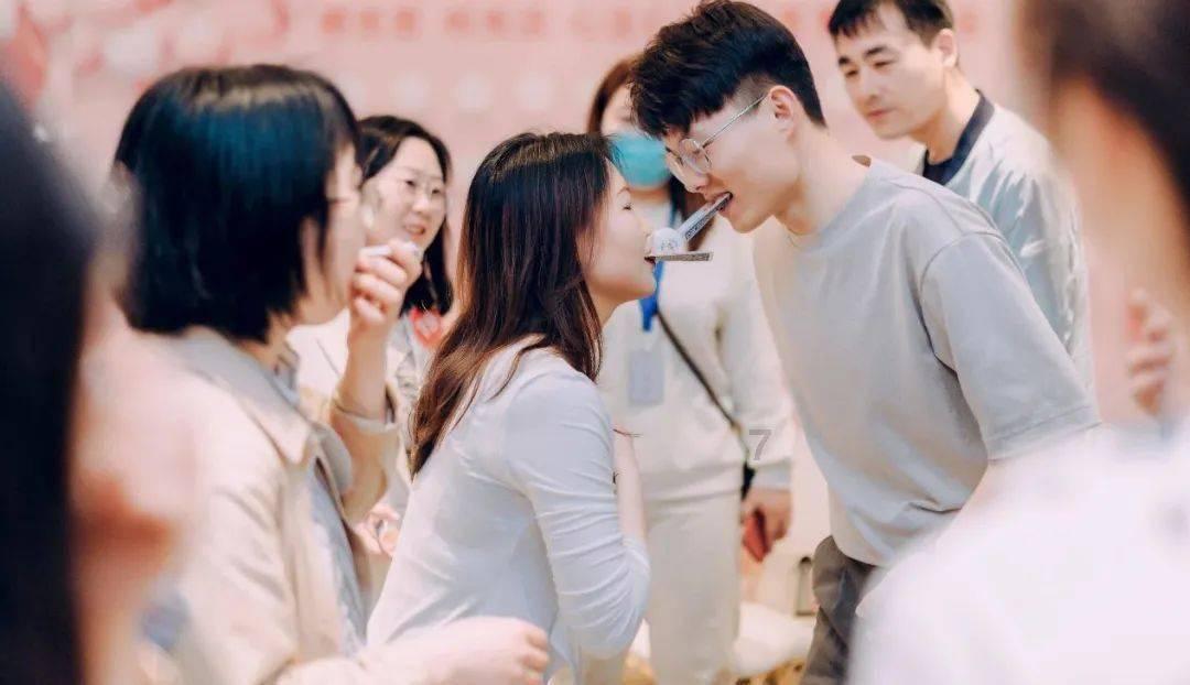 什么牌子的语音叫电梯使用寿命更长呢？游戏画面